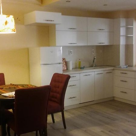 Apartment Izabel Ямбол Экстерьер фото